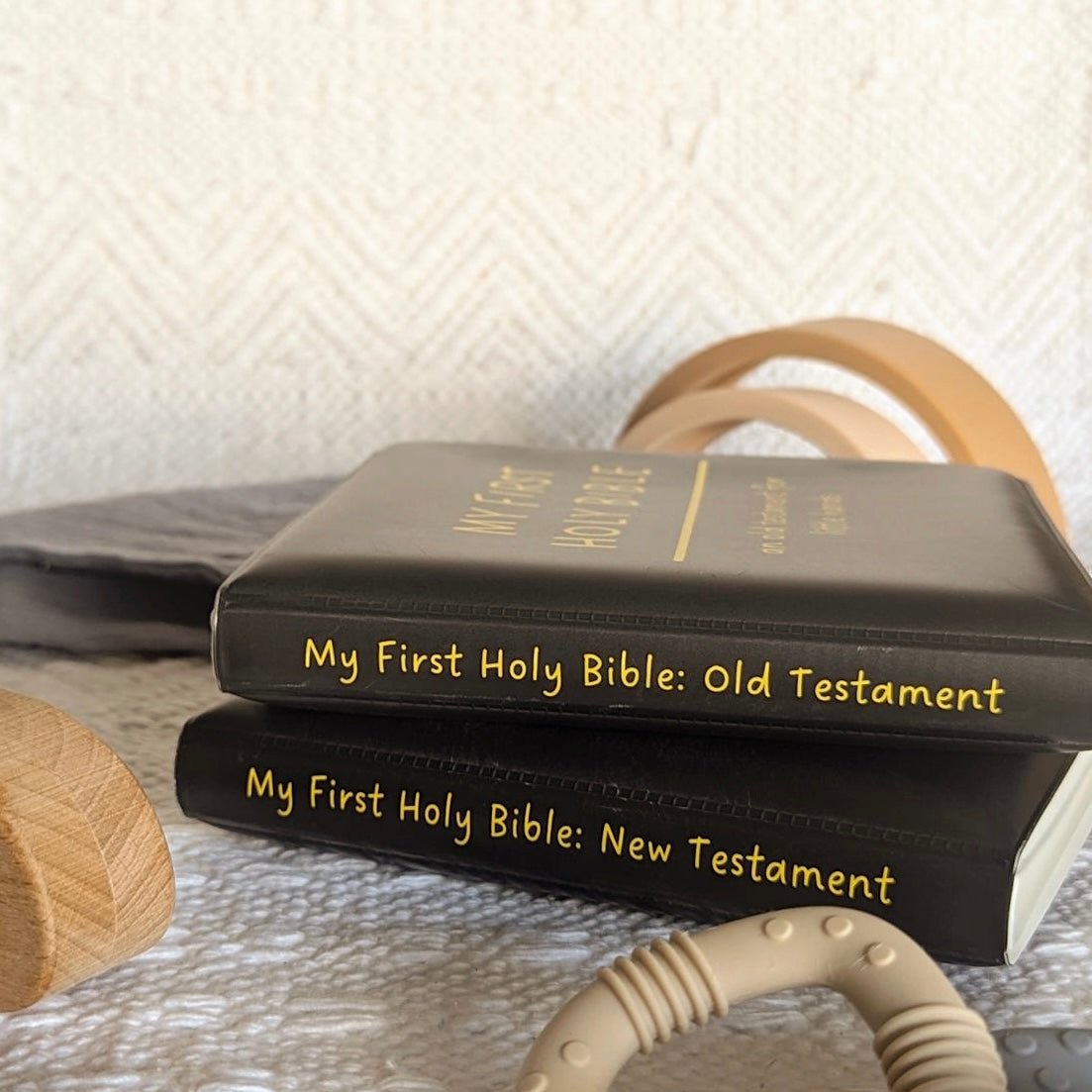 Bible Bundle: Old & New Testament